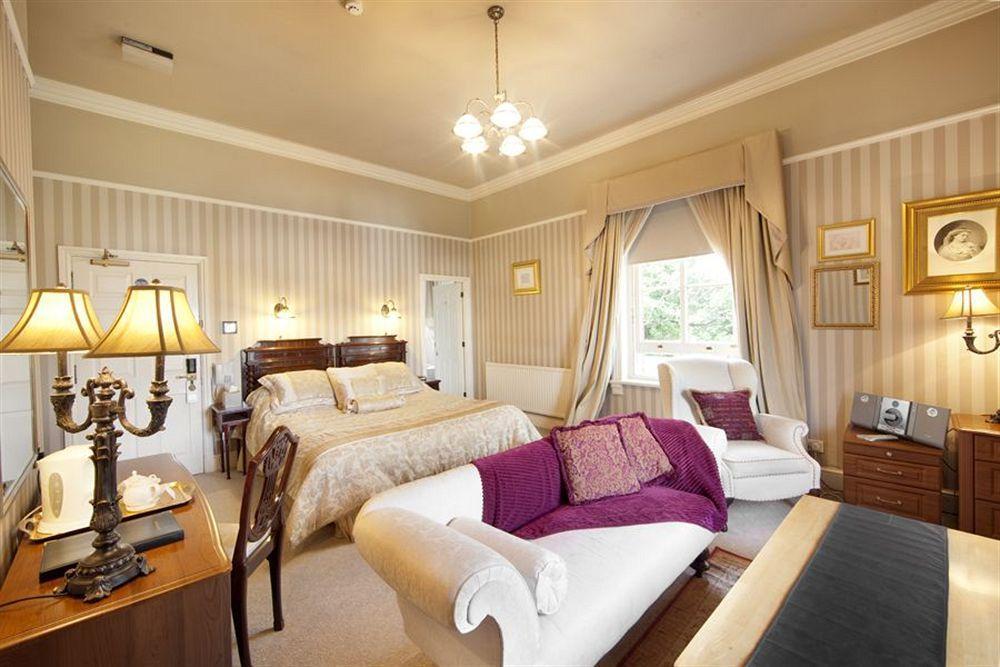 קונגלטון Alexandra Court Hotel מראה חיצוני תמונה